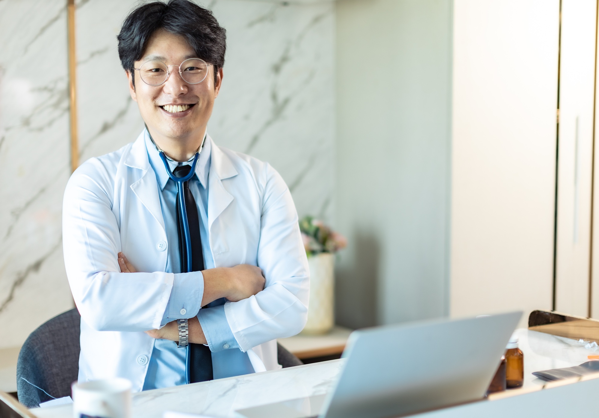 DOCTOR ASIAN MAN
